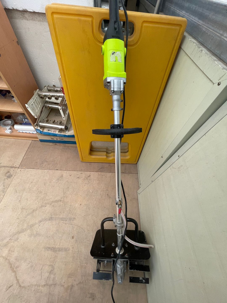 자동 콘크리트 시멘트교반기 팝니다 이미지