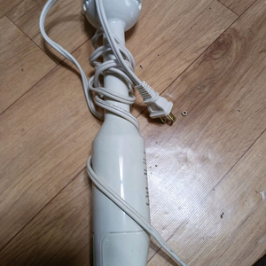 브라운 핸디 블렌더