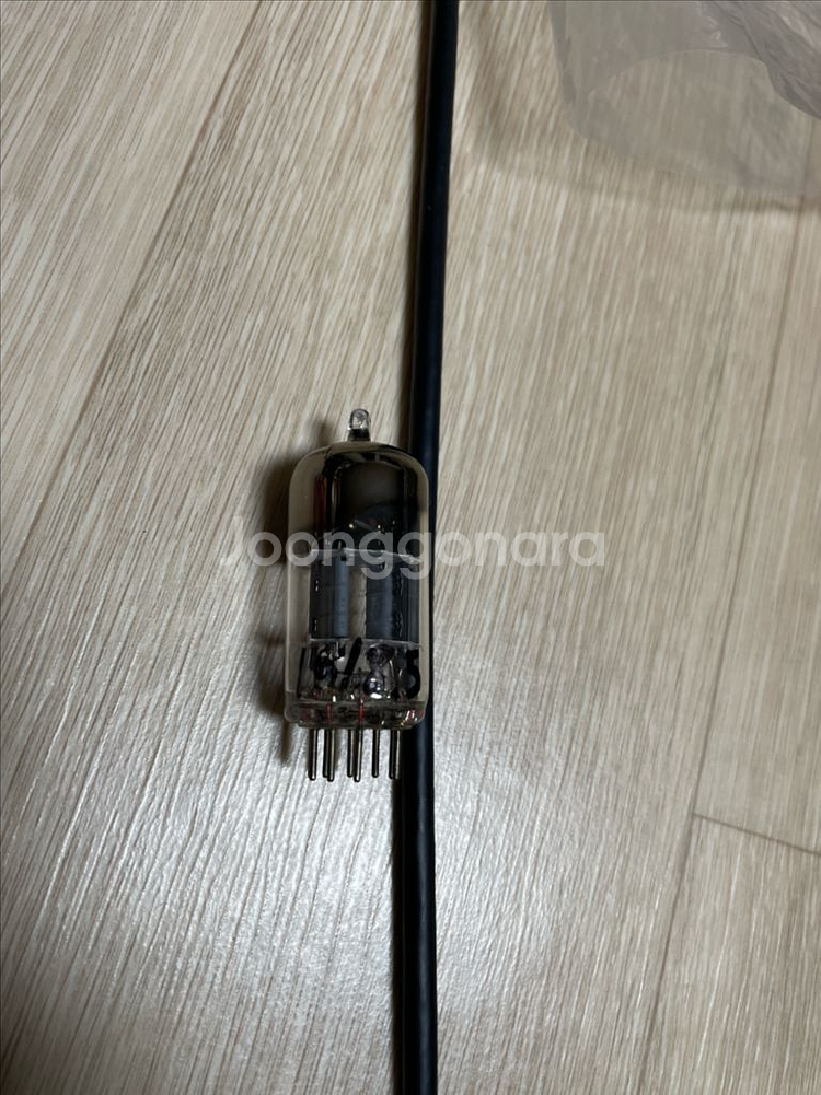 발보 Valvo ECC81 진공관--1