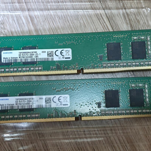 삼성 DDR4-3200 8GBx2 판매합니다