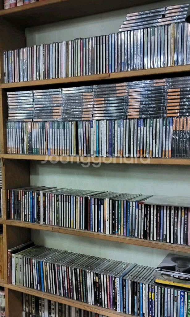 음악 CD500장--1