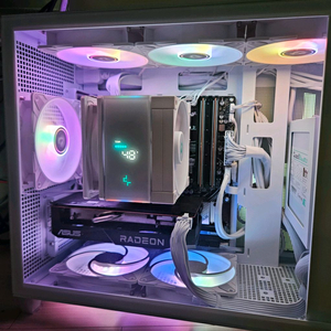 화이트&블랙 감성 조립PC 데스크탑 (눈물의 판매...