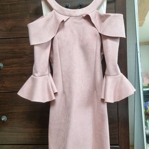 인디핑크 세무 원피스 팔아요
