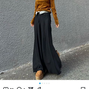 후왓웨어 스커트