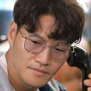 (미사용)틴트 변색 렌즈 안경 김종국 선글라스
