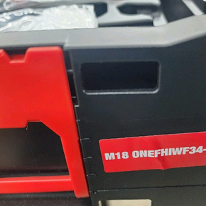 밀워키 충전하이토크임팩렌치 M18 ONEFHIWF34