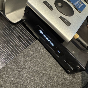 uad 새틀라이트 usb octo