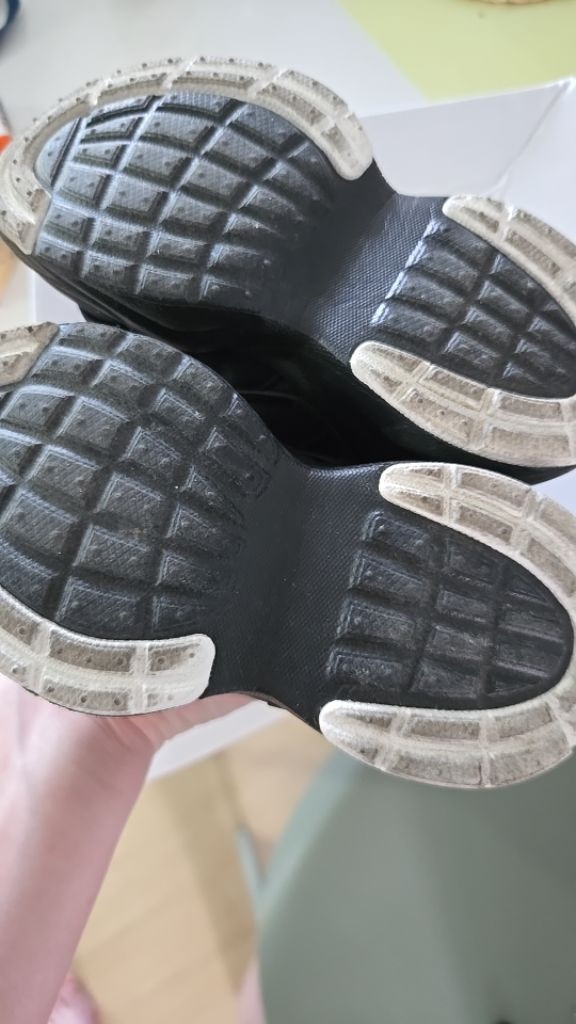 아툭 슈펜 키즈 메리제인 샌들 운동화 3회착용 140 이미지