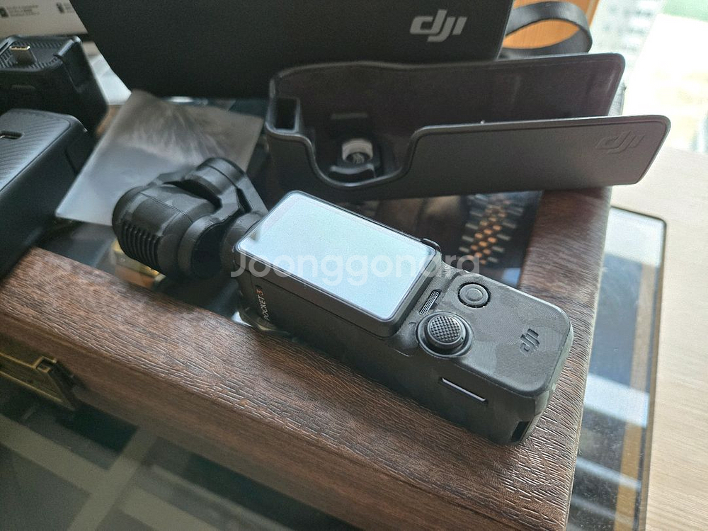 오즈모 포켓 3 크리에이터 콤보 새상품 급처!--1