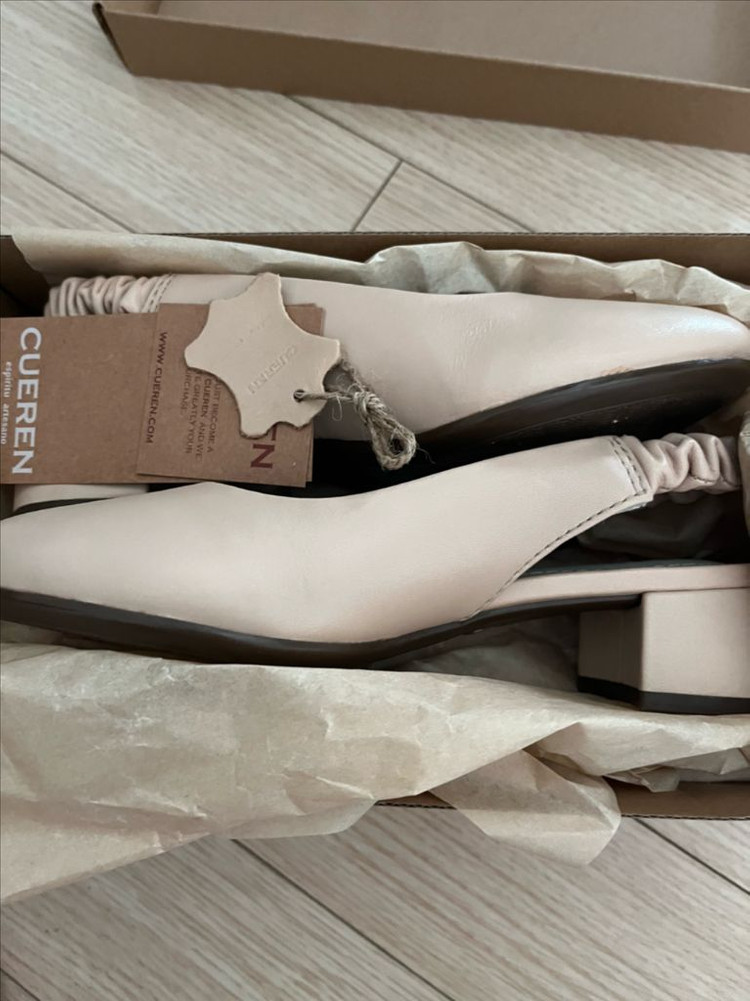 쿠에른 225 새상품 이미지