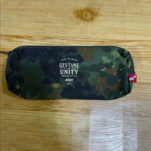 브라운 브레스 필통 새제품 판매