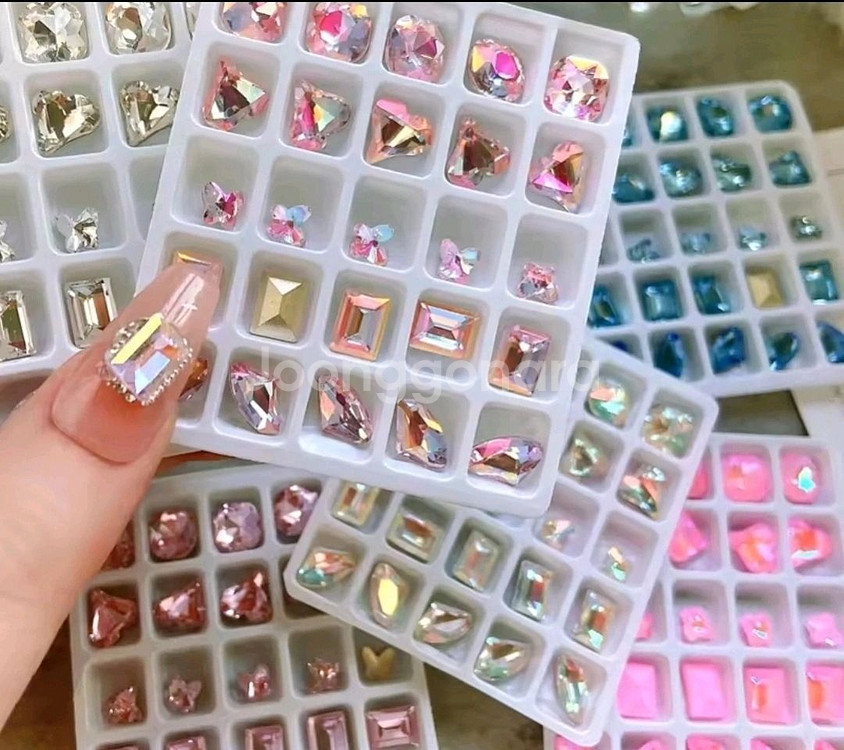 고급 네일파츠 세트 네일스톤 10개 2500원--0