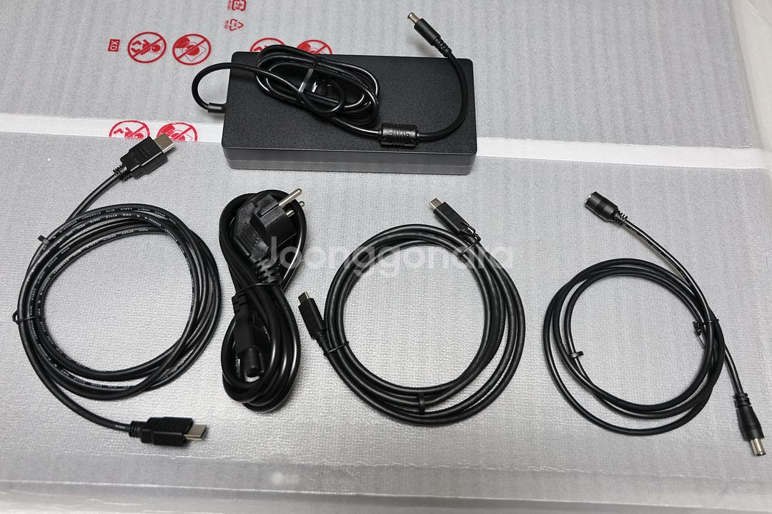 LG 32UN880K 32인치 4K 모니터 신품급--4