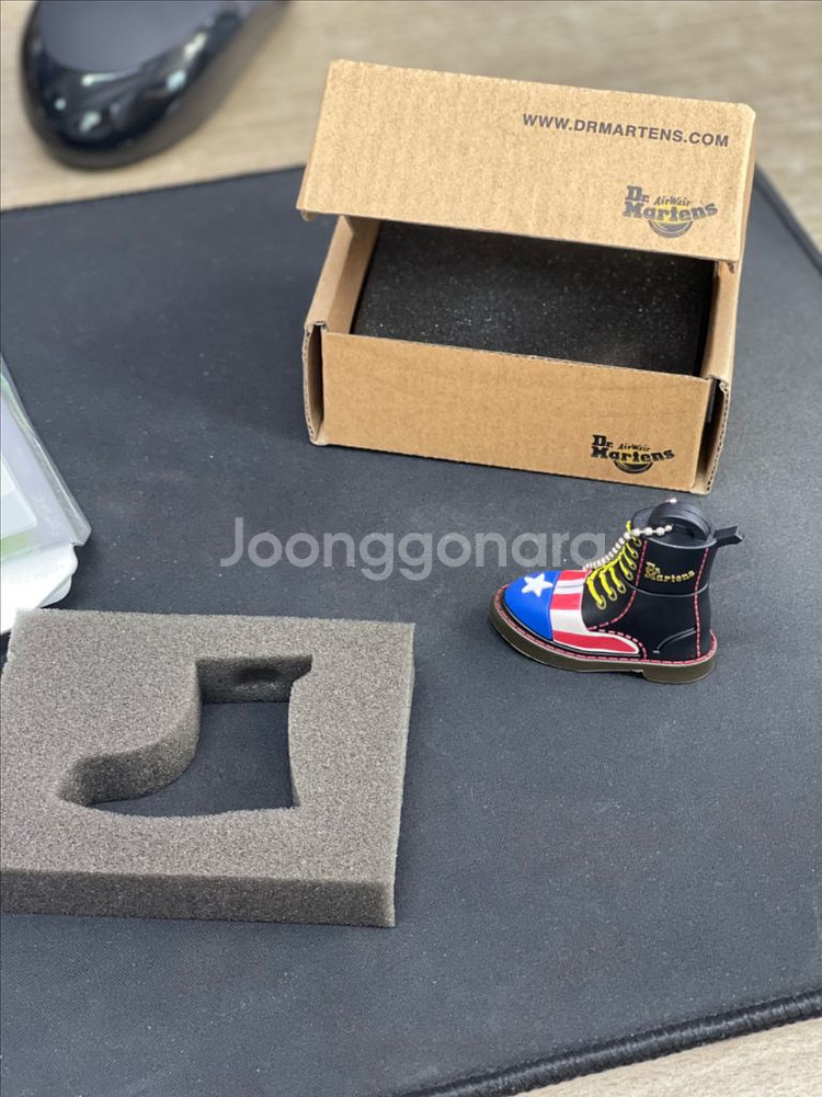 닥터마틴 키링 usb 새제품 판매--0