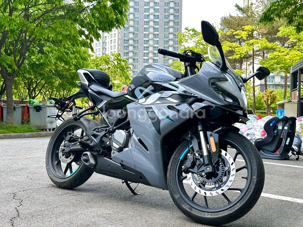 CFMOTO 300SR 오토바이 팝니다.(27KM)--1