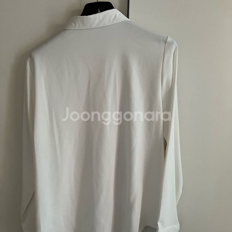 아뜨랑스 블라우스 새상품--1