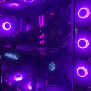 rtx5090슈프림 팔아요