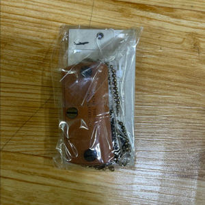 브라운 브레스 목걸이 키링 새제품 판매