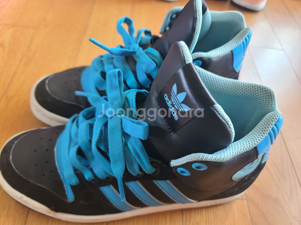adidas 아디다스 운동화 235--3