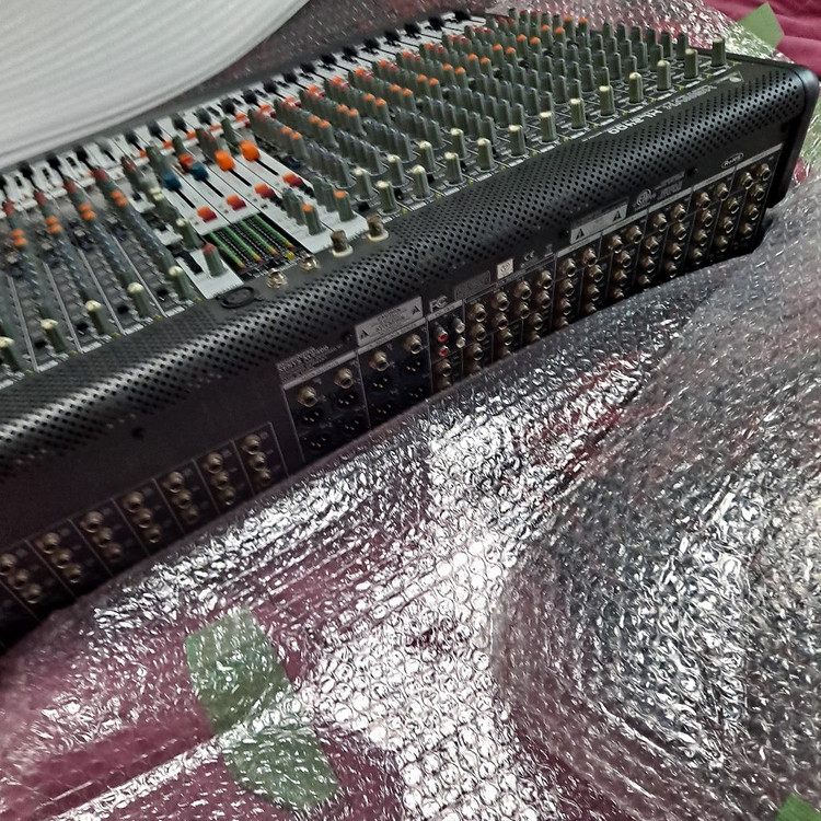 베링거 XENYX XL2400 이미지