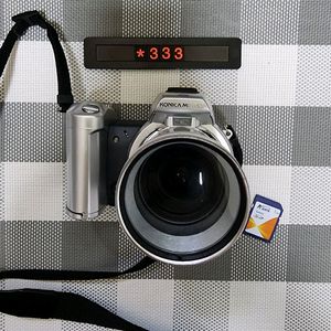 코니카 미놀타 디미지 Z2 디지털카메라