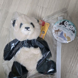 푸바오 인형 뱃지 판매합니다