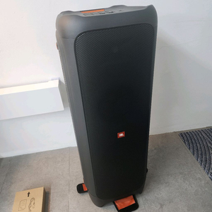 JBL Partybox 1000스피커 판매합니다