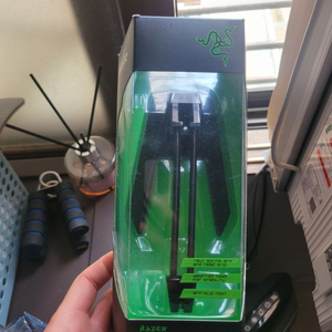 RAZER 구형 번지대
