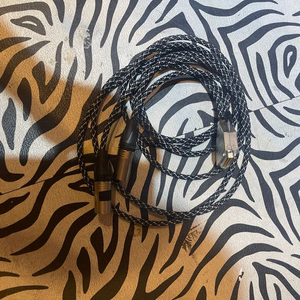 블루지 커스텀 스피커케이블 aes케이블 이니그마