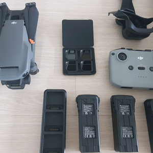 dji 드론 매빅3 플라이모어 콤보 팝니다