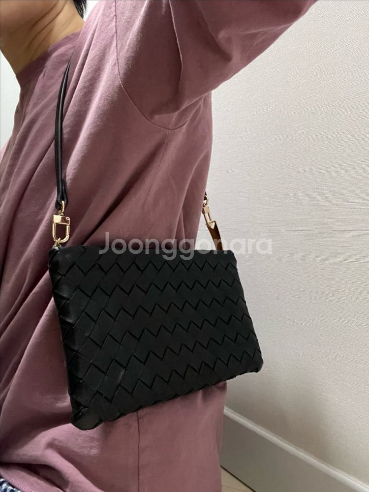 보테가 베네타 인트레치아토 파우치(정품)--8