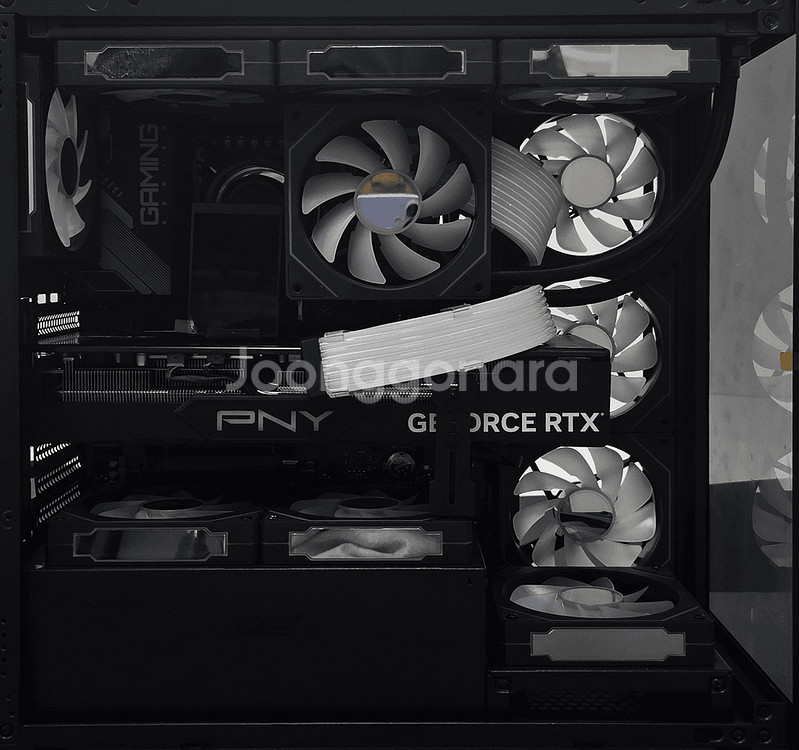 [판매]조립PC 컴퓨터 게이밍컴퓨터 가성비컴퓨터 팝니다--2