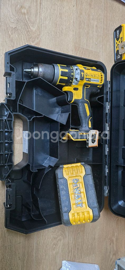 디월트 DCD795--0