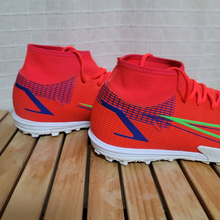 나이키 머큐리얼 슈퍼플라이8 풋살화 280 이미지