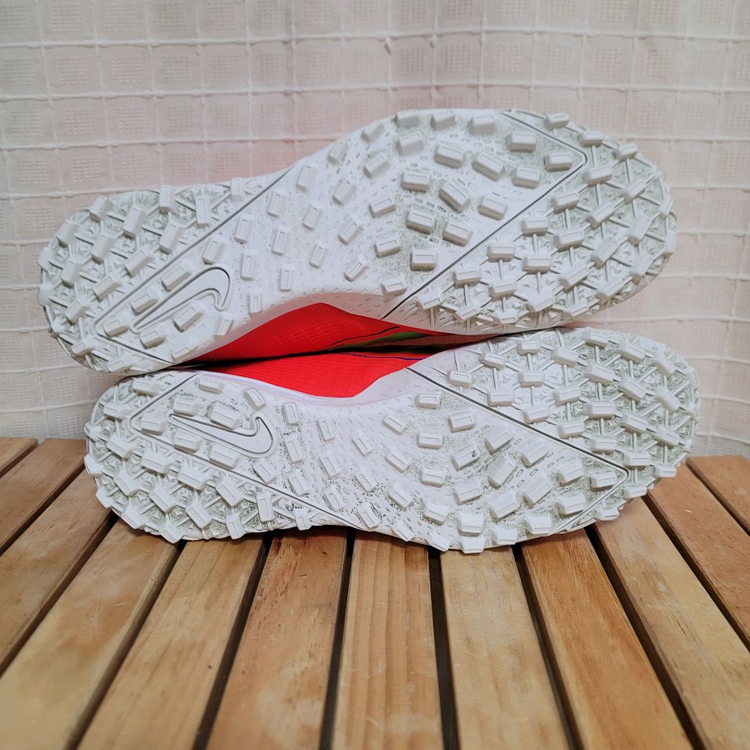 나이키 머큐리얼 슈퍼플라이8 풋살화 280 이미지