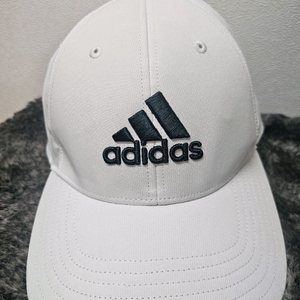 아디다스 빅로고 스트럭쳐 볼캡