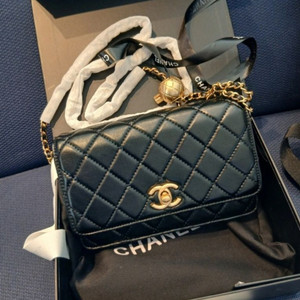 샤넬 클래식 woc 골드볼 체인 미니백