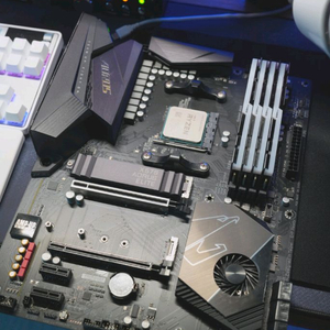 5900X + X570 어로스 엘리트 + 128GB