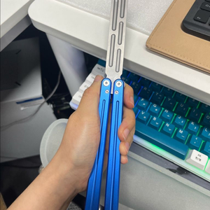나비칼 버터플라이나이프 새상품팝니다