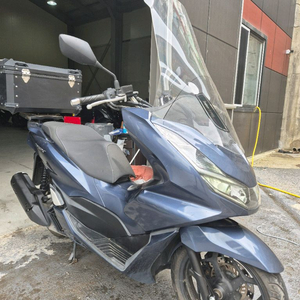pcx125 23년형 abs 5천km 알탑셋팅판매합니다