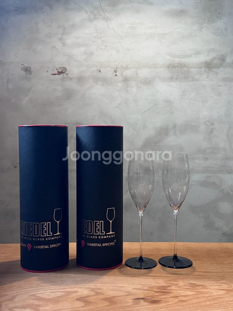 리델 소믈리에 블랙타이 샴페인잔 2개--0