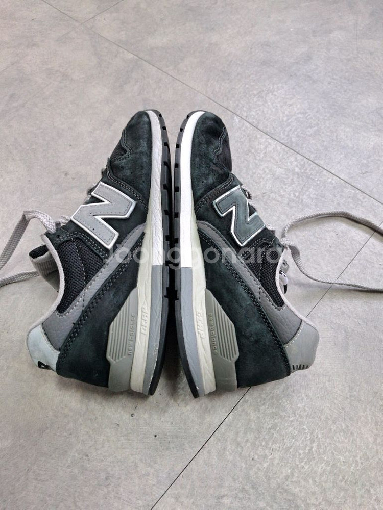 뉴발란스 CM996BK2 (240)--1