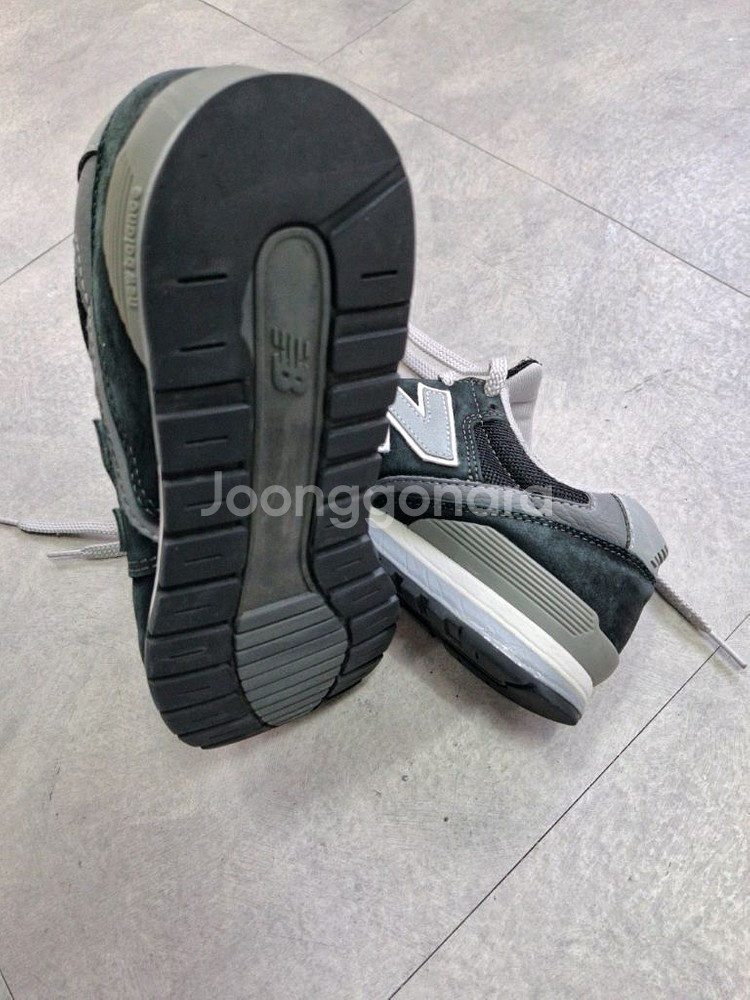 뉴발란스 CM996BK2 (240)--3