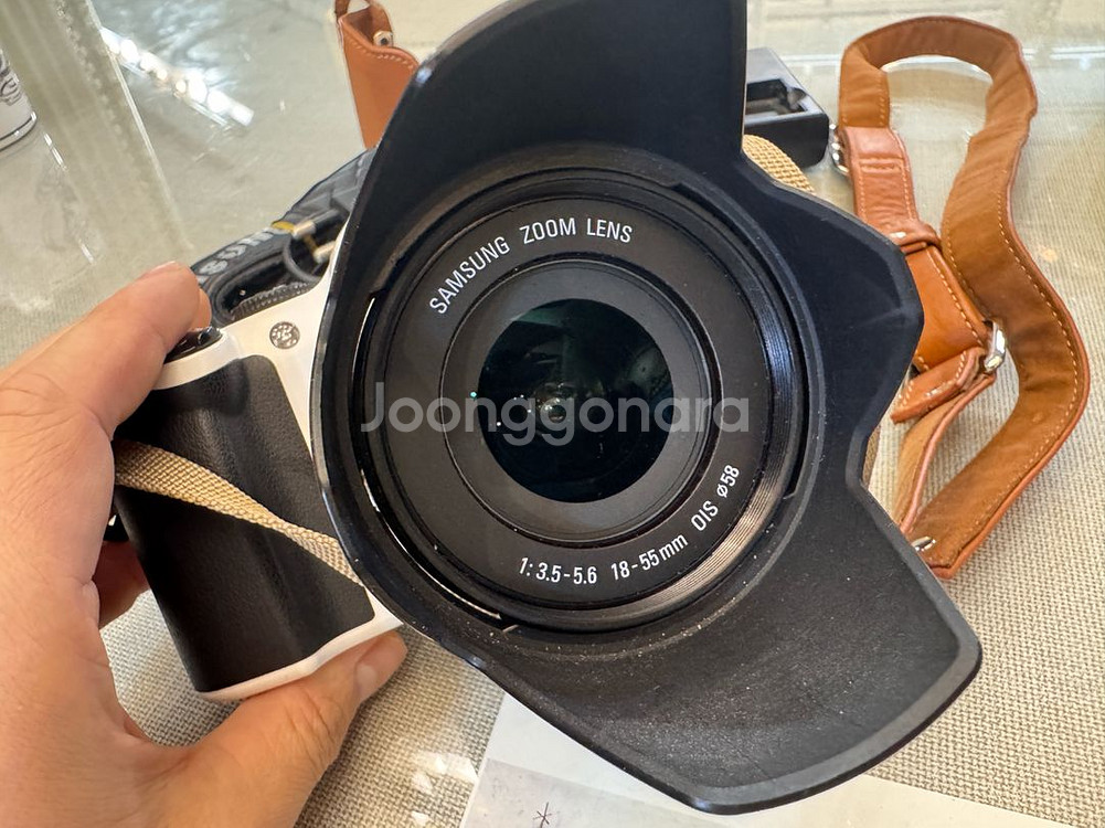 삼성 미러리스 디카 NX110 + 18-55렌즈--4