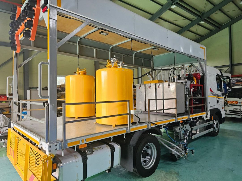 5T 폴리우레아 차선도색차량 (중개가능하신분도 찾아요)--2