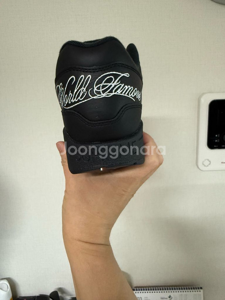 나이키x슈프림 에어맥스1 87 블랙 285 새상품--2