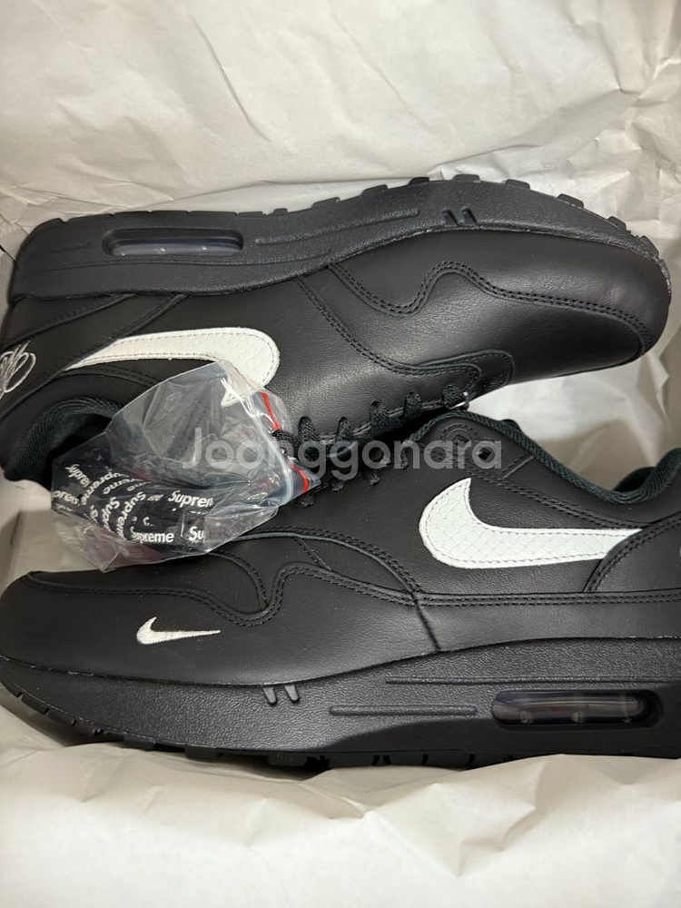 나이키x슈프림 에어맥스1 87 블랙 285 새상품--4