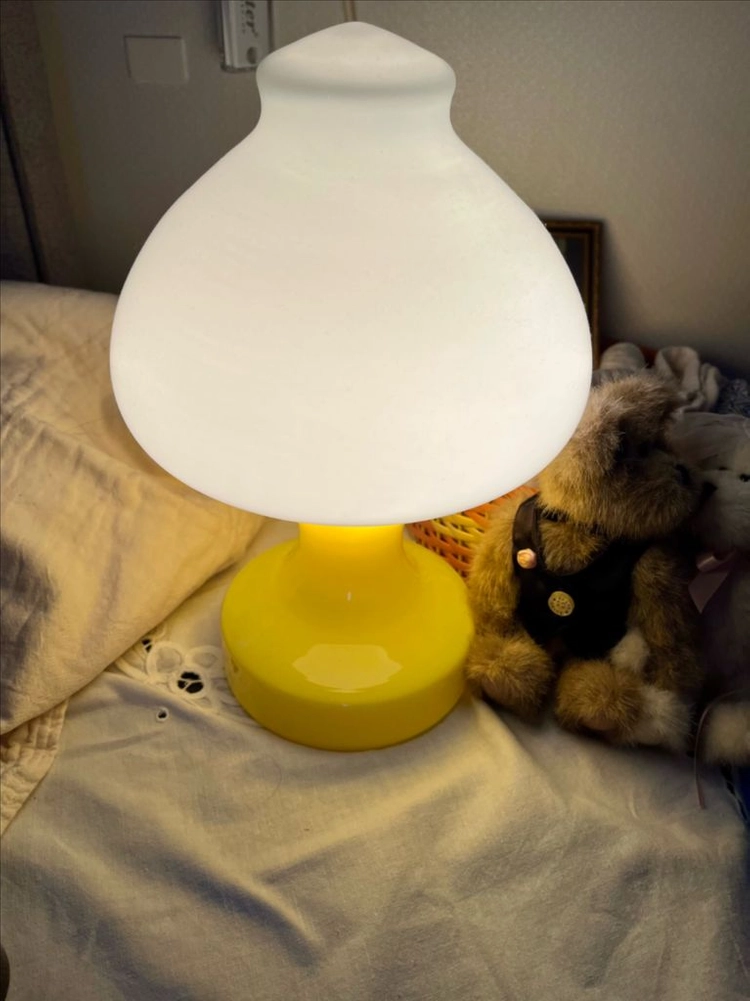 영국 빈티지 무라노 테이블 조명 (Murano Lamp 이미지