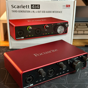 Focusrite 4i4 3세대 팝니다