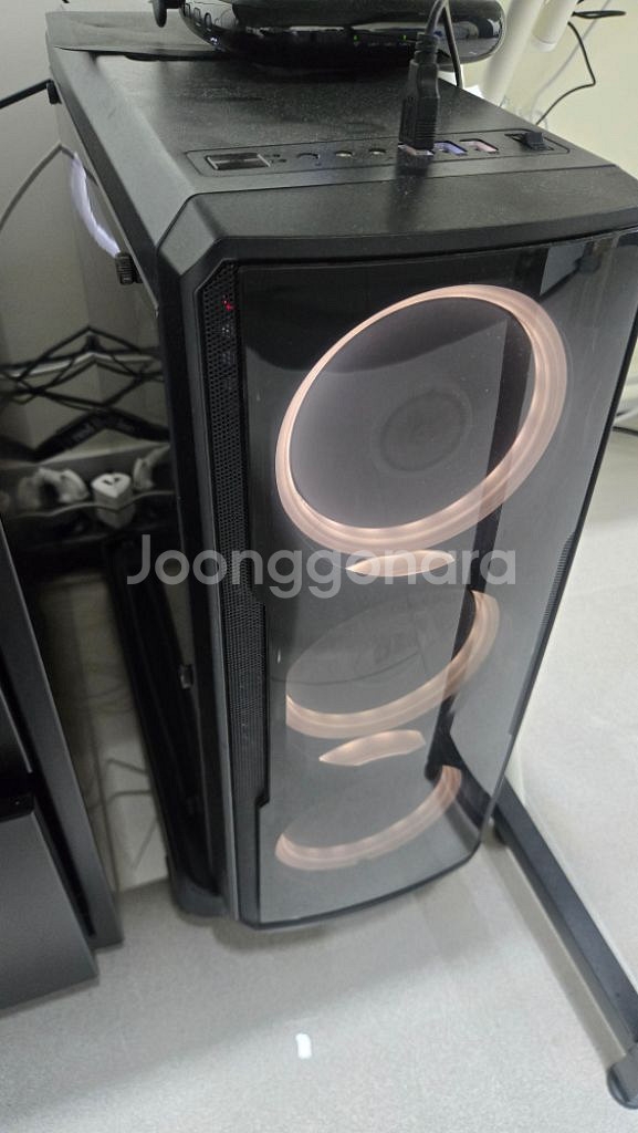 게이밍컴퓨터 본체 팔아요--0
